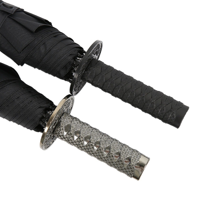 Nuevo paraguas creativo con cuchillo de guerrero automático triple en stock, mango de cuchillo, paraguas publicitario, paraguas con espada, guerrero negro, paraguas soleado de anime