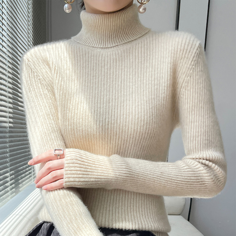 Demi-season sweater