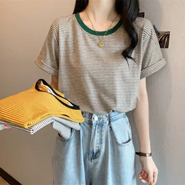 修身条纹T恤女夏怎么选？五笔蟹牛奶丝韩版上衣解析