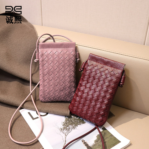 Factory Direct Sale Tall Phone Small Square Fashion Hand-woven Bag Mini Cute Solid Color Shoulder Crossbody Bag