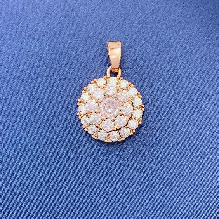 2022 nuevo trébol giratorio simple cien colgante fuente joyería fábrica al por mayor directa sin cadena