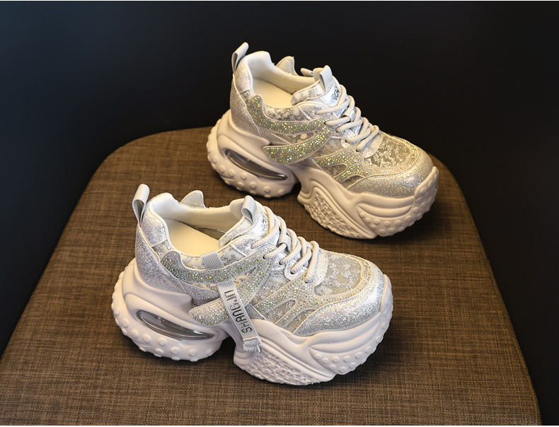 Giày sneaker nữ đế dày tăng chiều cao, mặt lưới đính đá rhinestone — Màu sắc rực rỡ bạc chi tiết 4