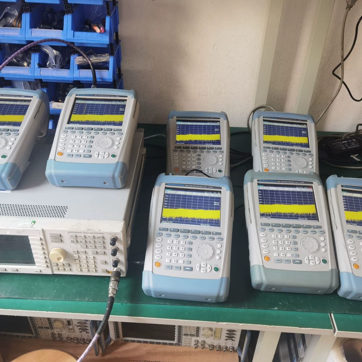 FSH18 Анализатор спектра RS б/у FSH18 FSH20 новые Род и Шварц FSH18