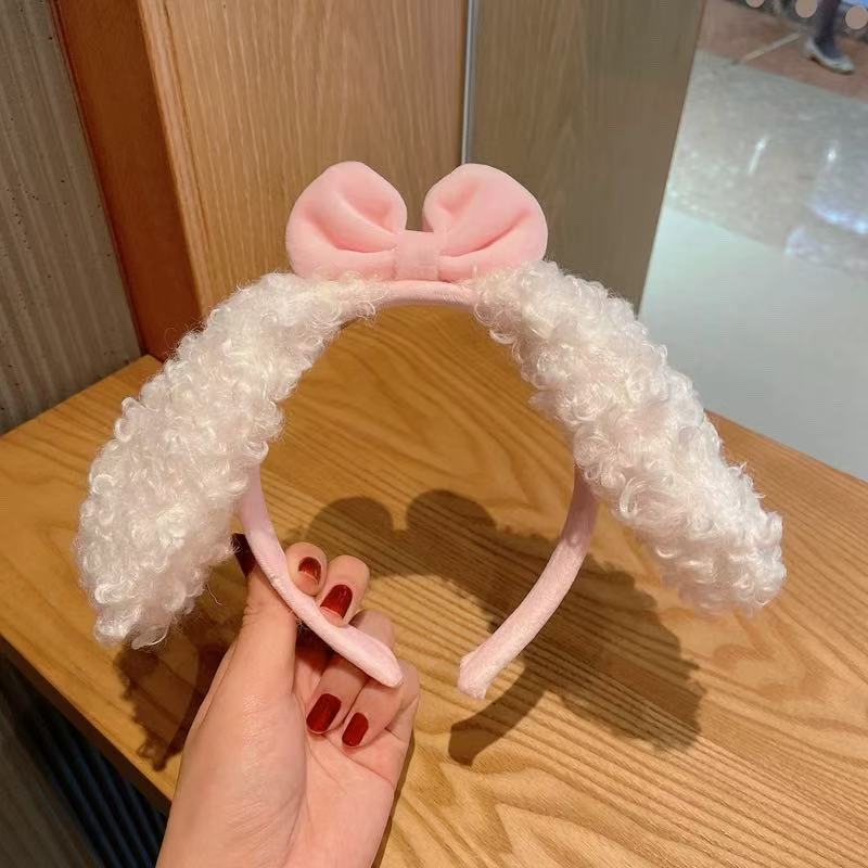 White poodle knot