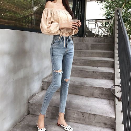 Ripped Denim Jeans for Women, Korean Style: Slimming, Body-Sculpting Cropped Pants—Tight, Stretchy, with Frayed Hems and Skinny Fit