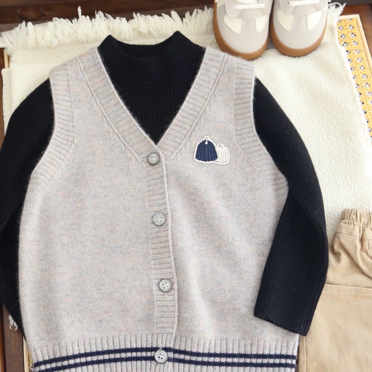 2. 검정색 피트 스트립 1개