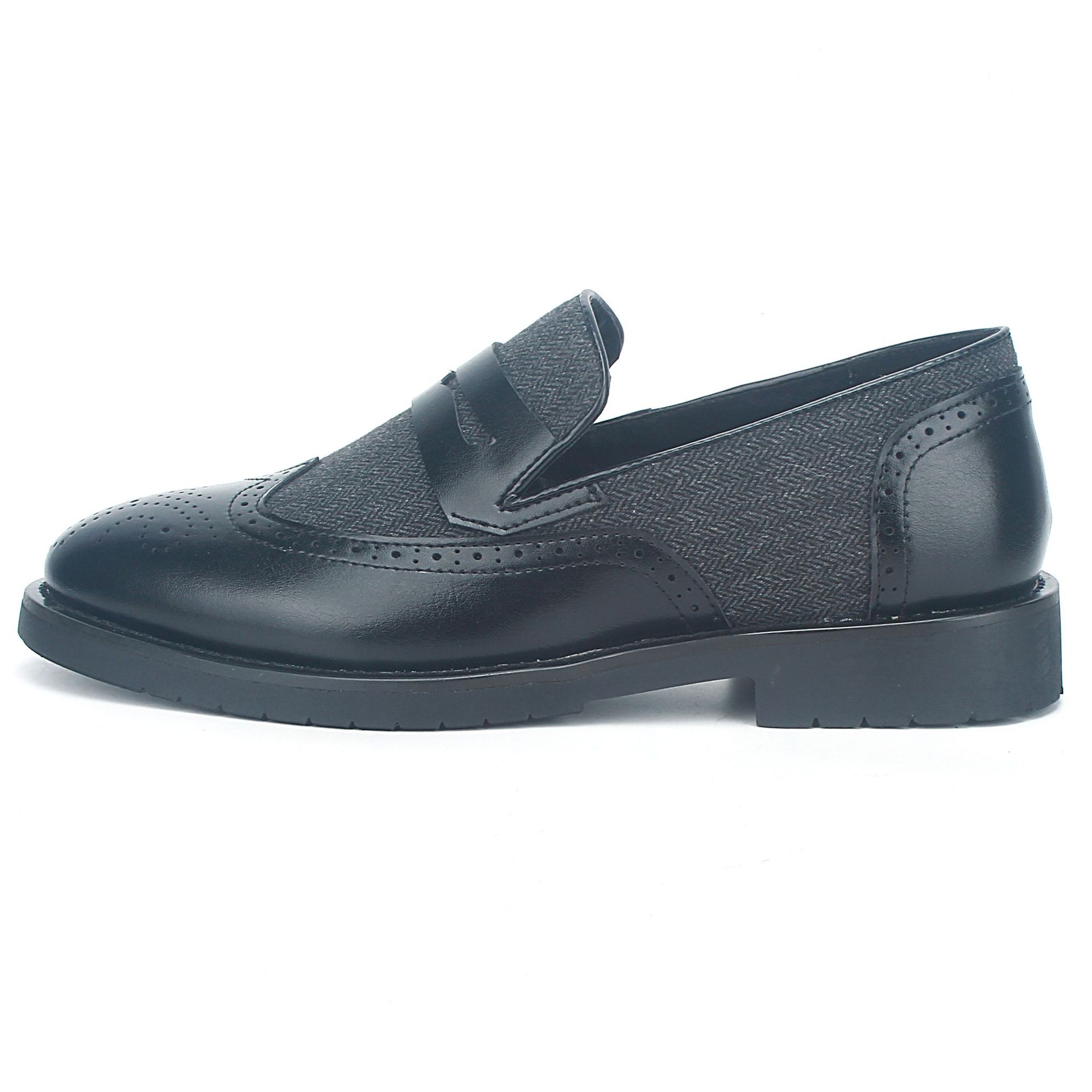 ��Ь2023���¿����Ь�˶����аٴ�ͷ��ʿƤЬ��Ь563