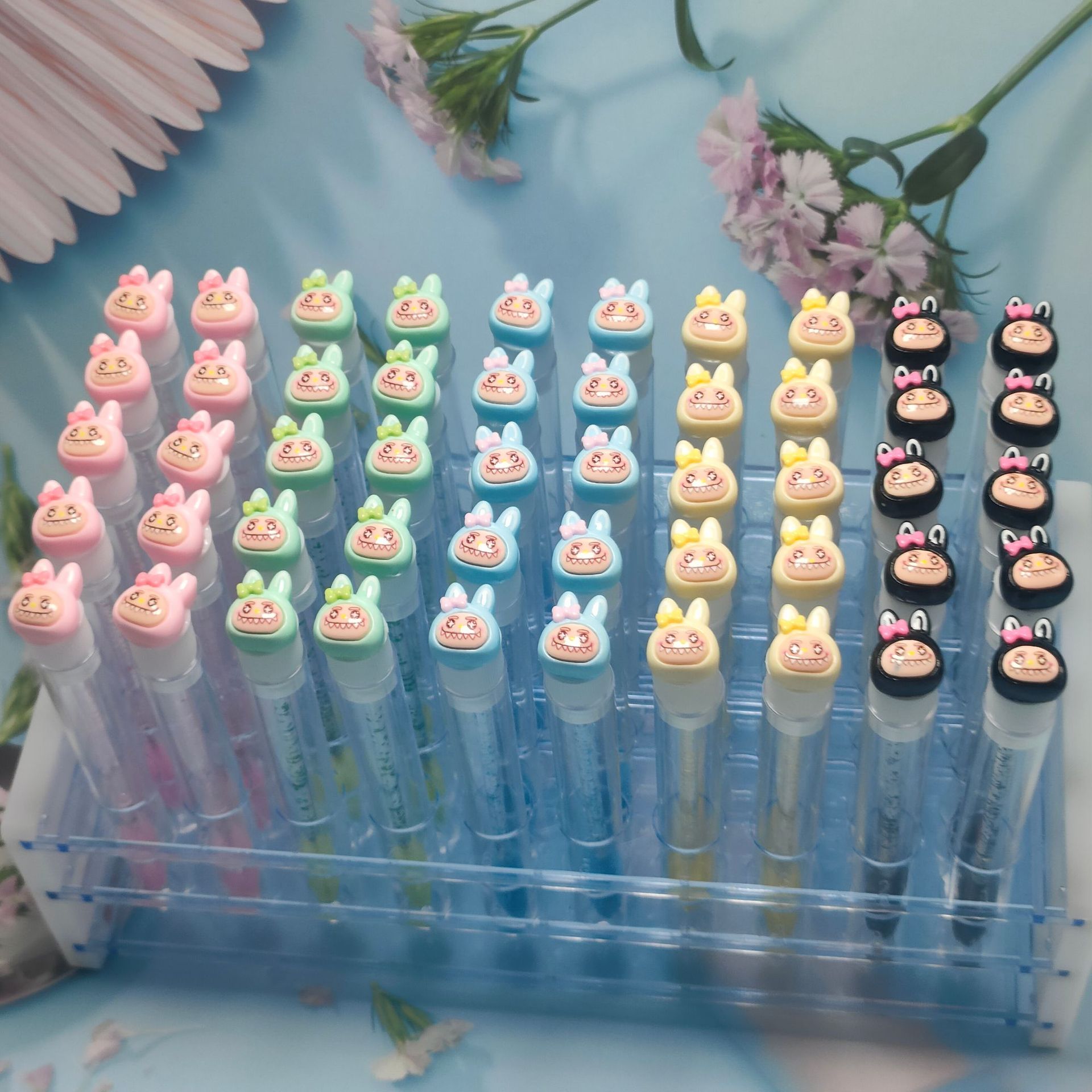 Cartoon Labubu Test Tube Disposable Eyelash Brush Individually Packaged Small Brush Eyelash Spiral Portable Makeup Comb