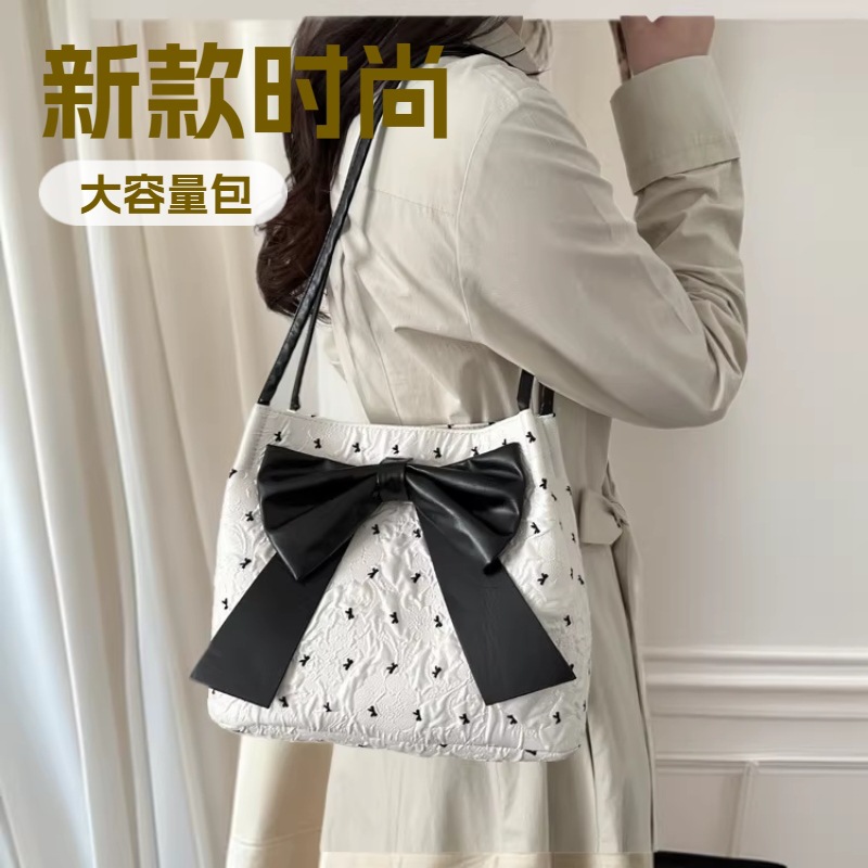 韩版通勤洋气大容量蝴蝶腋下包女2025新款时尚波点托特单肩手拎包