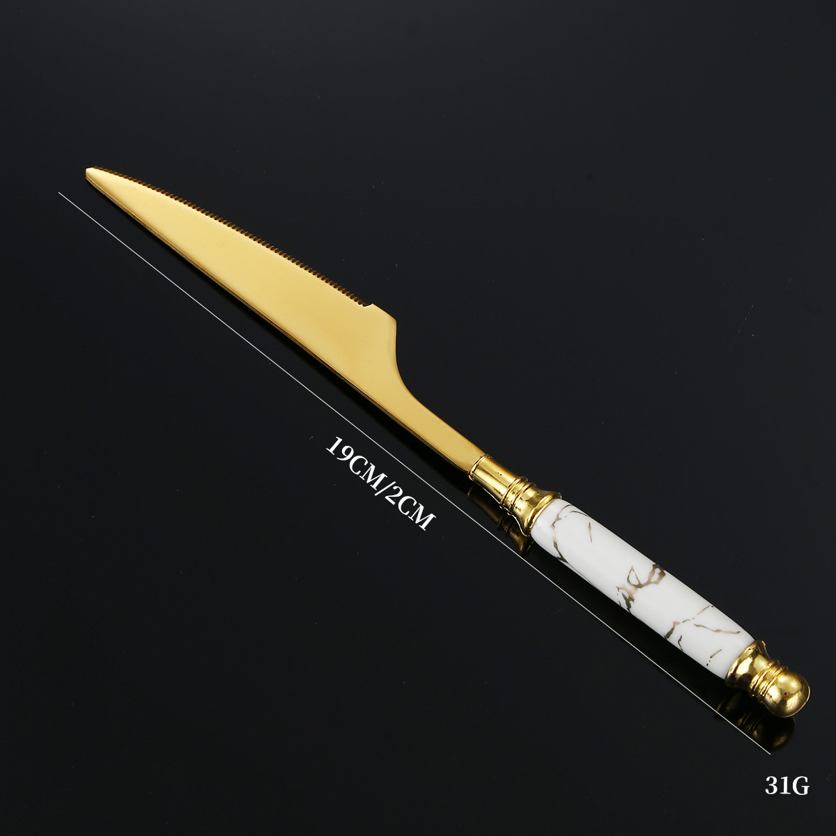 흰색 테이블 나이프