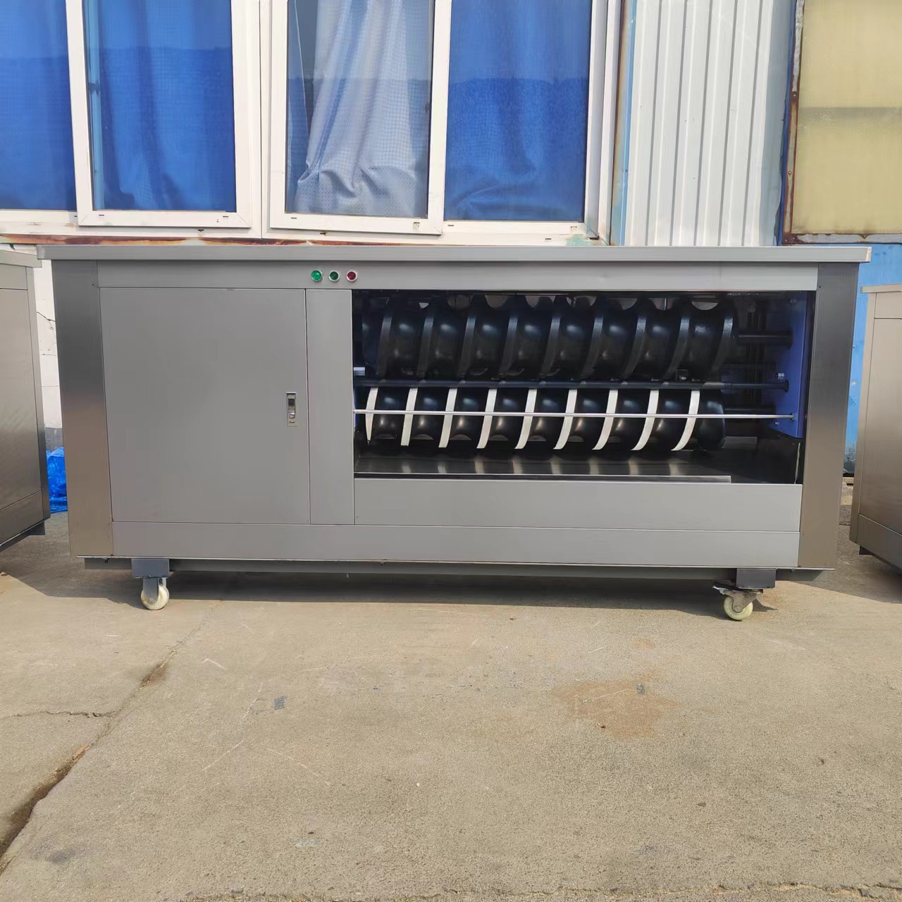 49a86d2fd659a0aa81f901042f1412