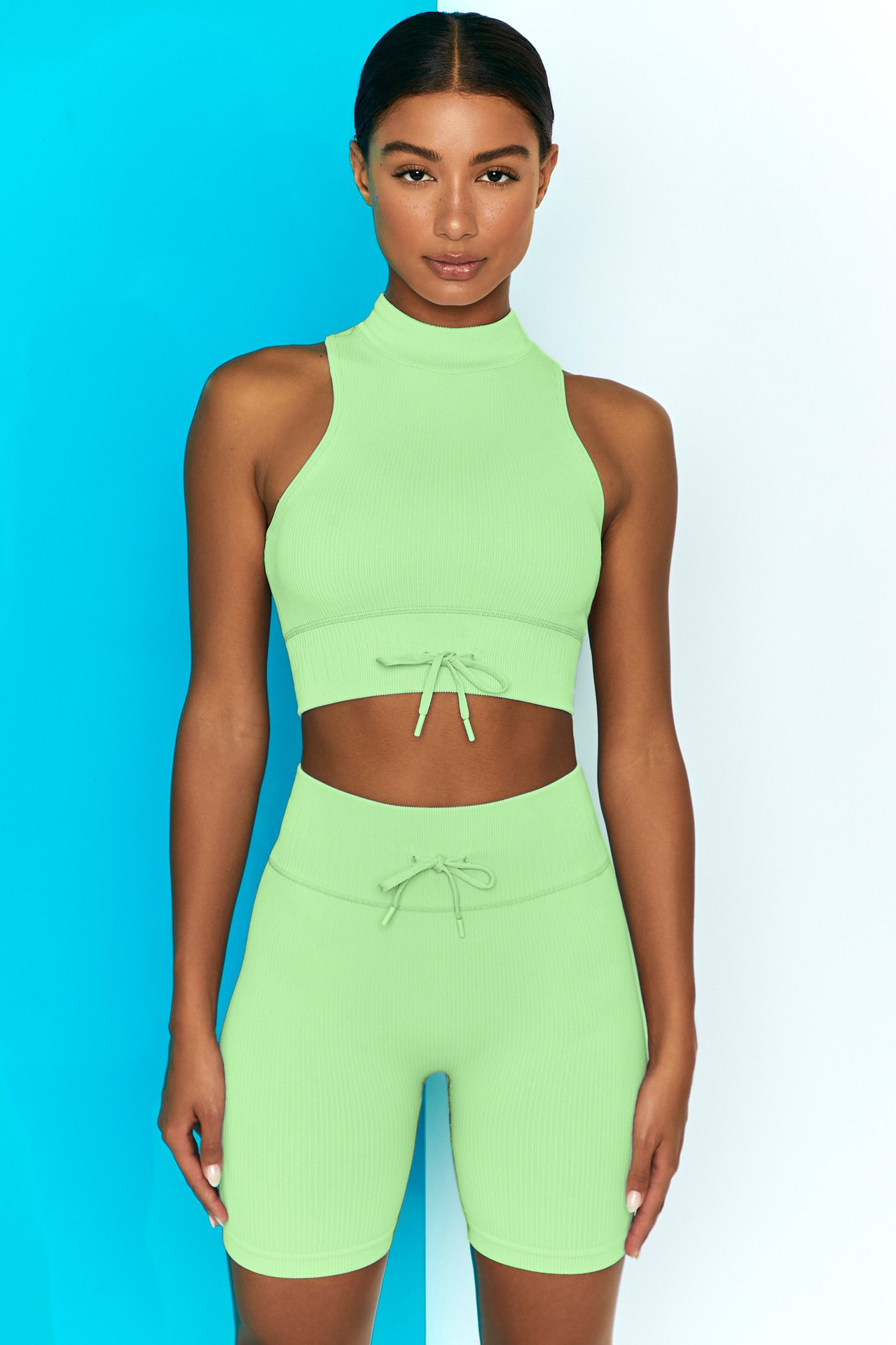 Mock Neck Tank Top ＆ Shorts Sport Pants