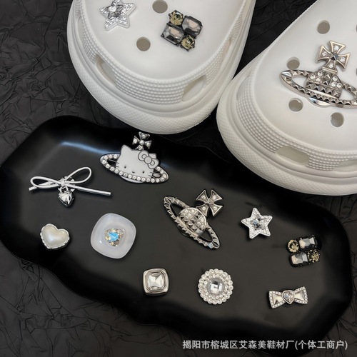 Pink KT Hole-toe Shoes Flower Decoration Accessory DIY Decor Summer Dopamine Cute Sparkling Hole-toe Shoes Flower