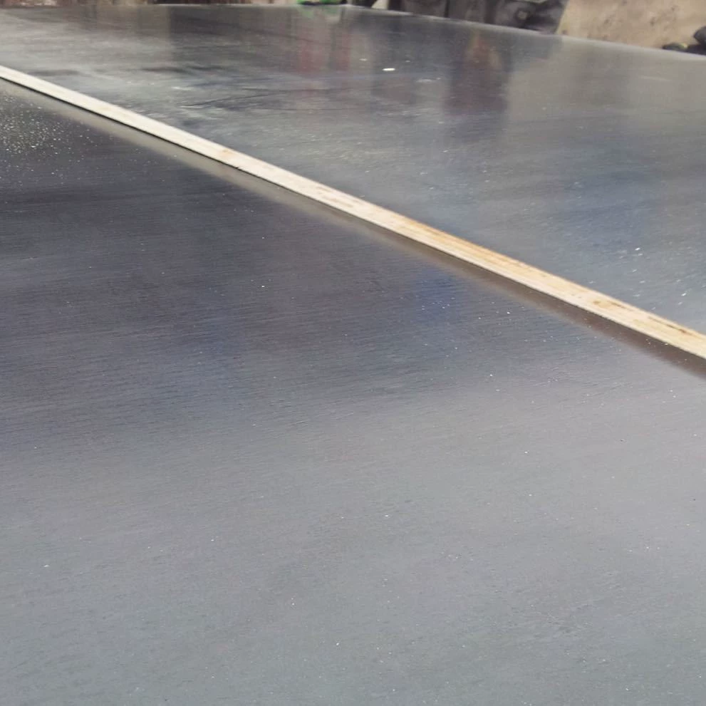 Прямые поставки с завода, фанера с противоскользящей красной и зеленой пленкой различных цветов, добро пожаловать на запрос.