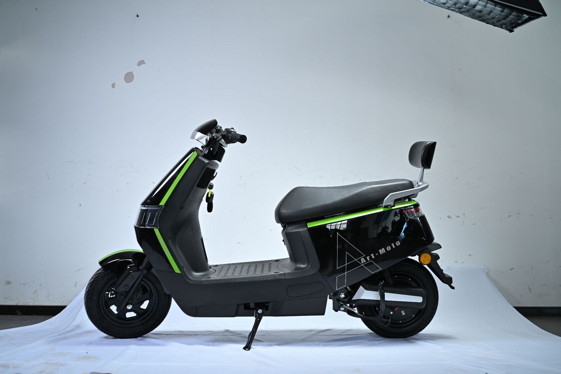 Cross-Border Best-Selling Affordable Electric Bicycles, Eu Compliant Electric Motorcycles, Adult-Specific Electric Bicycles