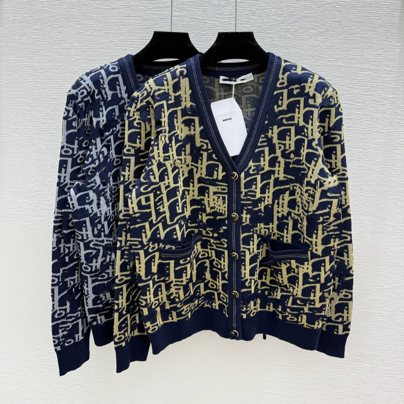 Shenzhen Nanyou Correct Dio High Version Cd Home 25 Early Autumn New Style Old Flower Letter Jacquard V-Neck Knitted Cardigan
