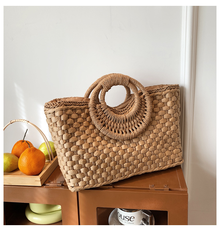 Women's Medium Straw Solid Color Vacation Streetwear Weave Zipper Straw Bag display picture 3