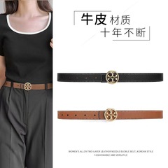 新しいtbのアルファベットの丸いベルトの女性の両面は二重の牛のベルトでカジュアルな装飾のジャケットのジーパンのベルトを合わせます。