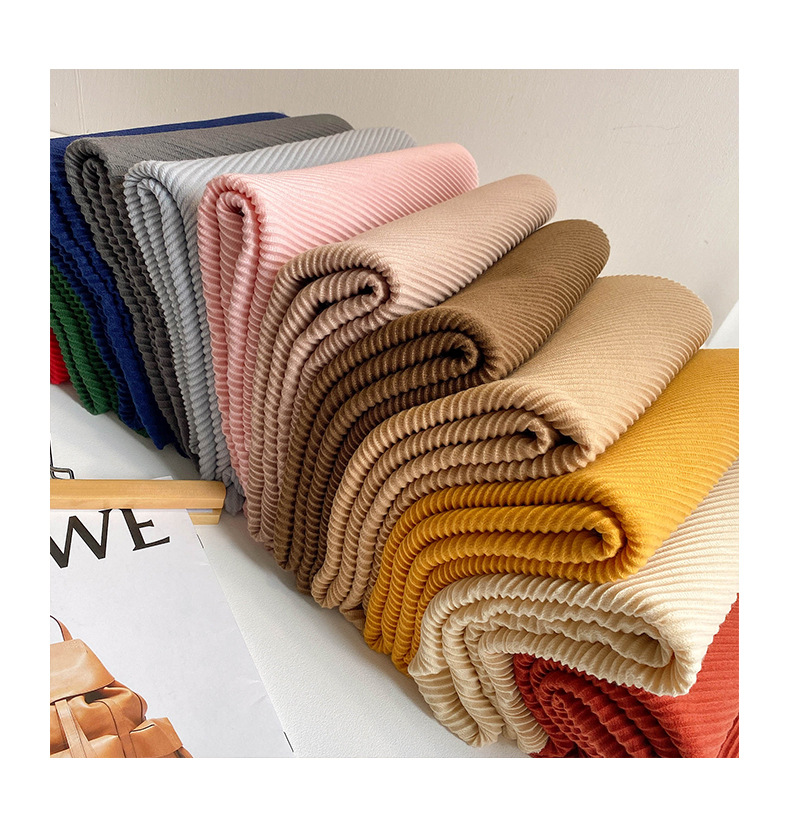 Women's Simple Style Solid Color Imitation Cashmere Polyester Winter Scarves display picture 2