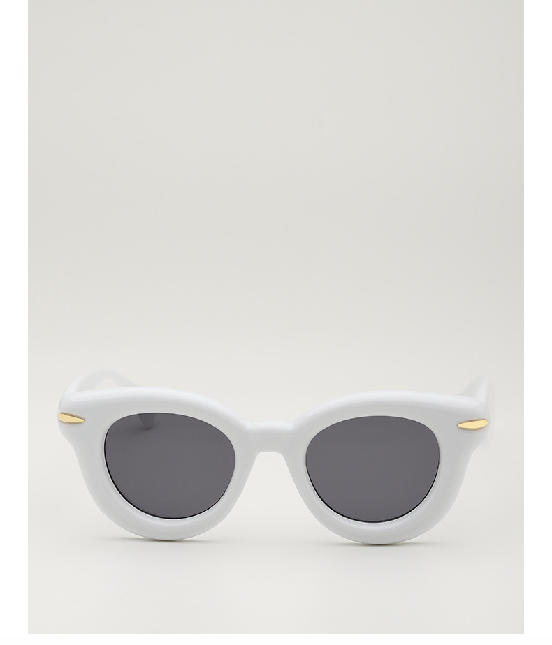 60g Weight Full Frame Glasses Structure Sunglasses Classification PC, UV400 Protection Lens Material Square Glasses Style Outdoor, Travel Occasion Solid Color Pattern All Seasons Season Unisex Gender Streetwear Style Streetwear Solid Color PC UV400 Protection Square Full Frame Women's Sunglasses 21
