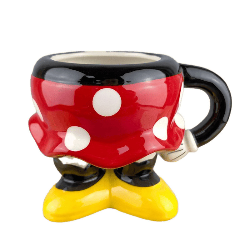 Taza de cerámica de medio cuerpo de Mickey Minnie 3D creativa cuidadosamente seleccionada Taza de café de pareja de dibujos animados lindo Taza de agua de Mickey Mouse