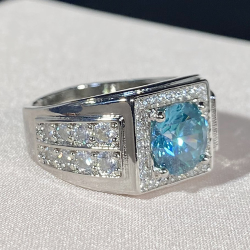 Luxurious open-plated PT950 platinum eight hearts and eight arrows blue-green zircon moissanite full diamond men's ring