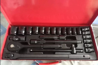 Mühərrik tənzimləmə alətləri Sleeve Combination Black Quick Wheel - 24-piece-set-of-f-rod-black-phosphated-model