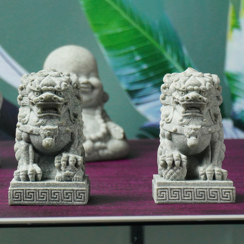 Pequeño Buda estatua Linda bendición pequeño monje decoración micro paisaje lindo monje Tang maestro creativo pequeño Kirin