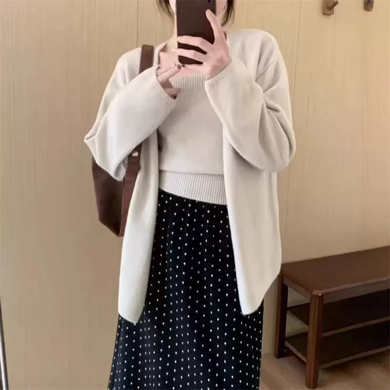 韩版温柔风宽松针织开衫吊带背心两件套 秋冬新款休闲毛衣女外套