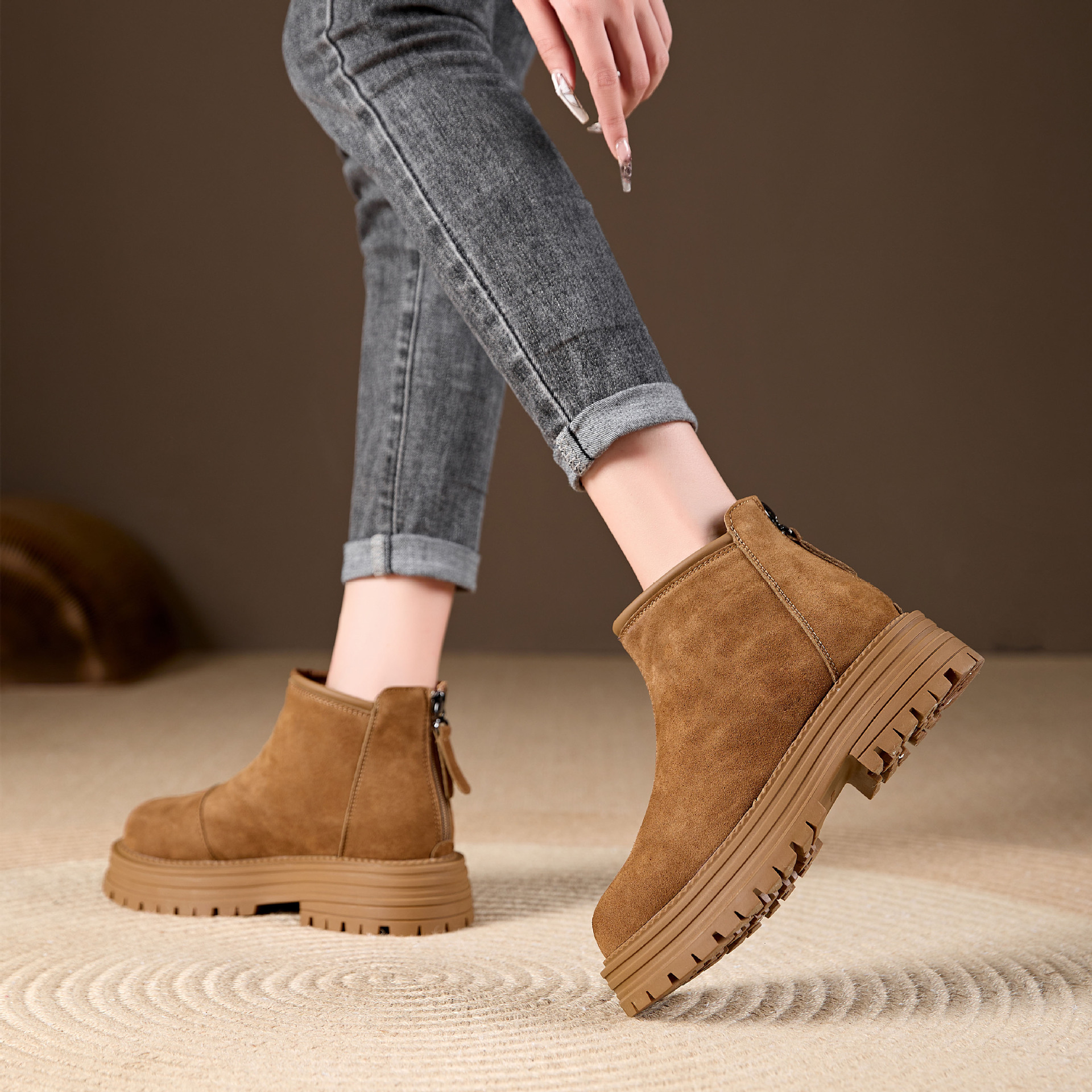 Women's Retro Suede Boots With Warm Fleece Lining And Thick Sole_voghion.com