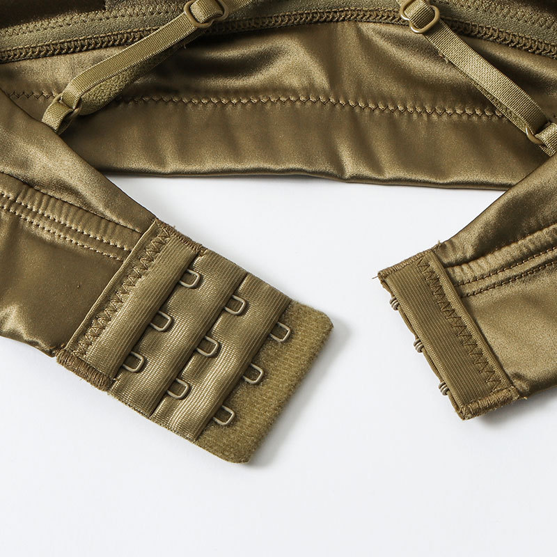 Silk sexy lingerie wom, lightweight, comfortable, and seamless without steel ring bra, smooth Frch style bra for_voghion.com