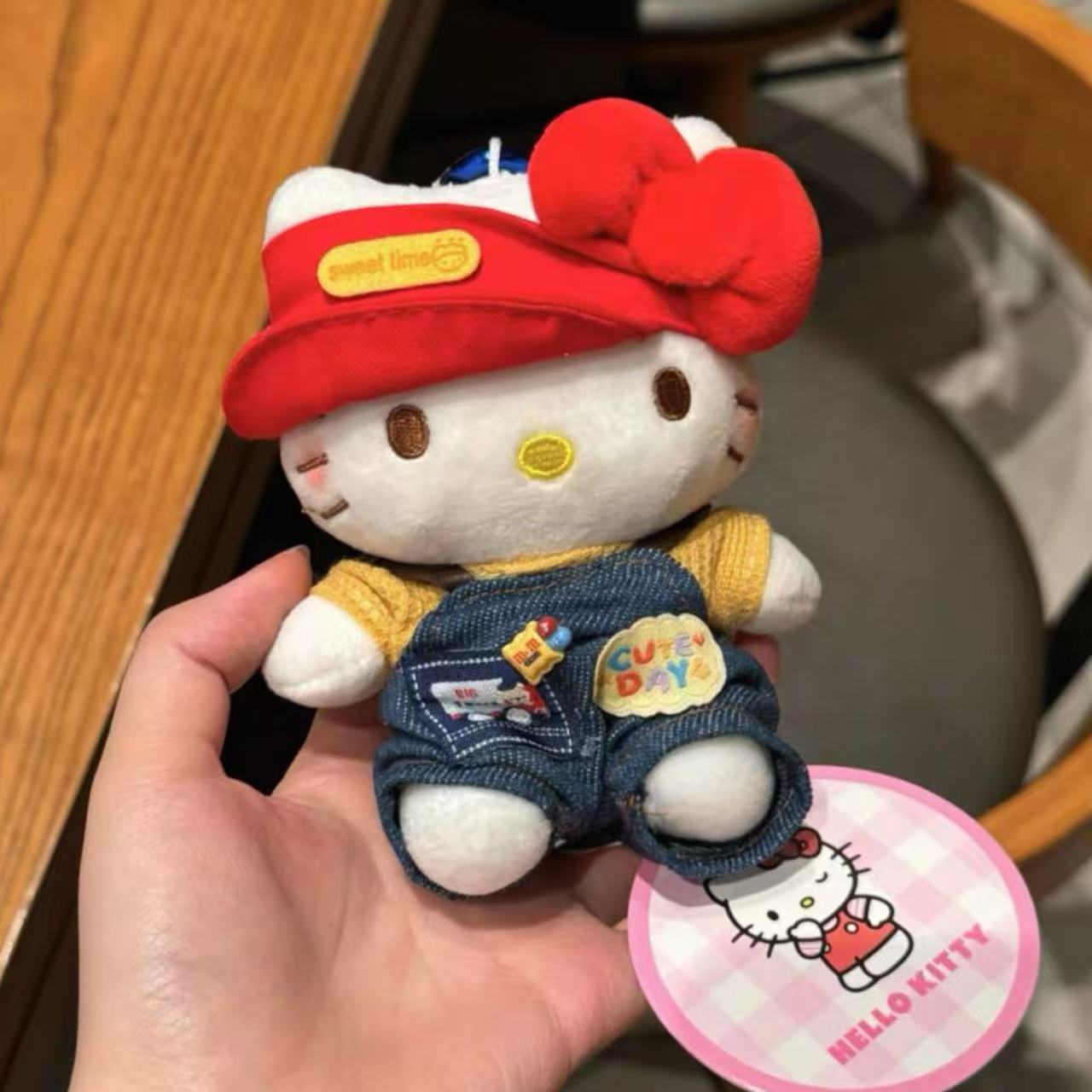 Genuino clásico KT Hello Kitty mochila bolso colgante dibujos animados lindo hellokitty llavero muñeca de felpa mujer