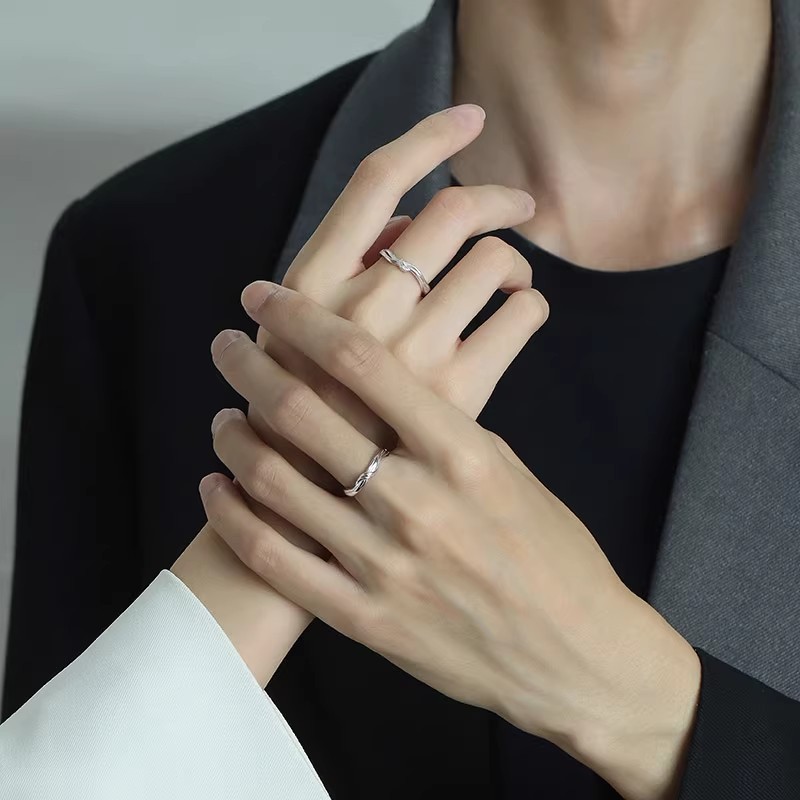 (2개) 오래 지속되는 커플 반지 실버 여성 남성 쌍 틈새 디자인 쌍 반지 S  라이트 럭셔리 하이 엔드 선물