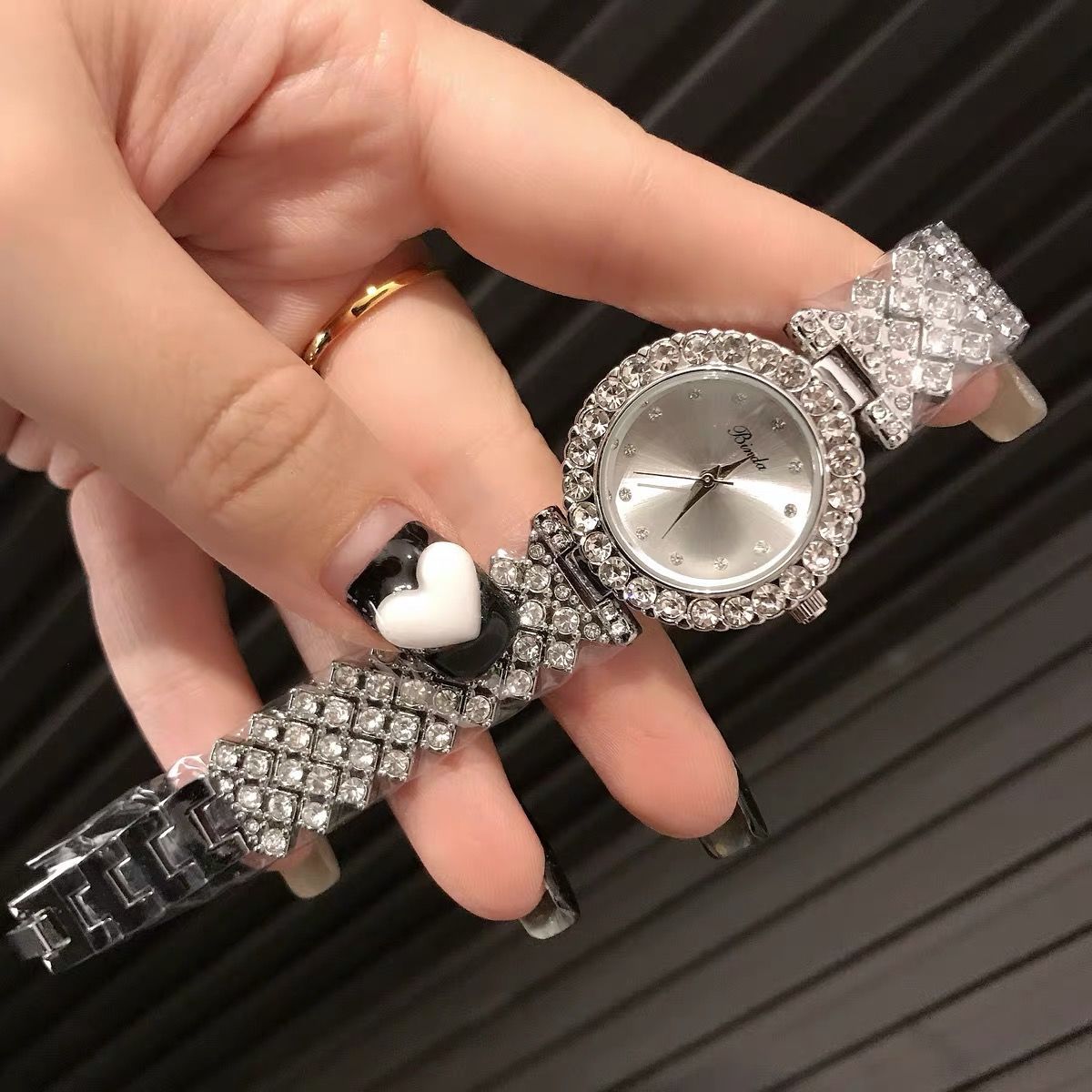 fc2bb4a4-1af2-490a-a3cf-693ddc