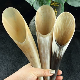 玉器工艺品;宝石工艺品;手链