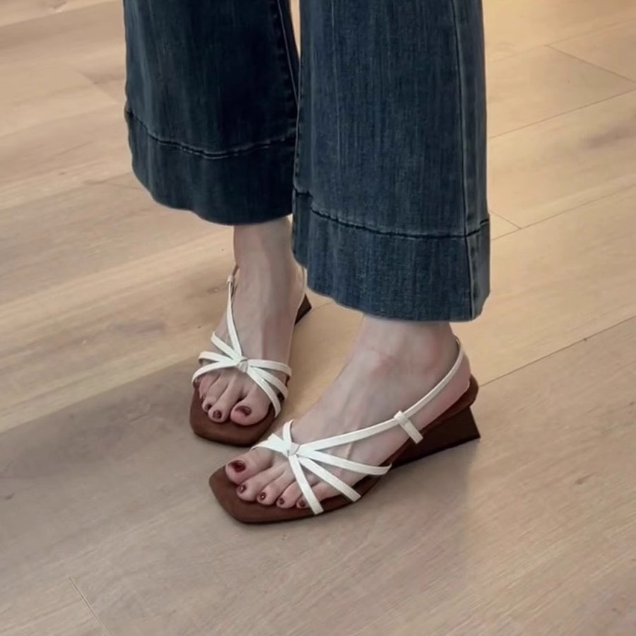 carousel-thumb-3