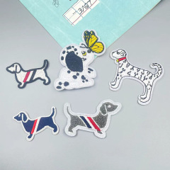 Diy手作り服アクセサリー漫画ぼんやり萌えかわいい子犬布芸刺繍服パッチ装飾デカール