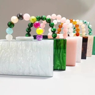 Fashion generous ladies new foreign trade pearlescent acrylic dinner bag beaded wrist portable wedding gift bag