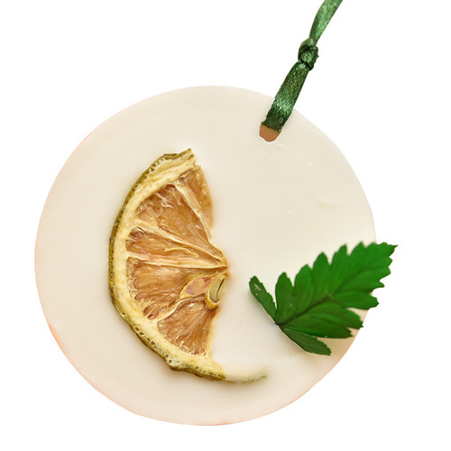 Aromatherapy wax flakes, fireless fragrance pendant, car-mounted solid essential oil, bedroom wardrobe, long-lasting fragrance, decoration, freshness and deodorization
