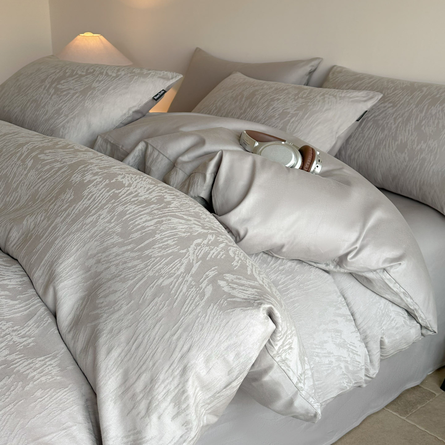 A clase Jacquard 60 cama de cuatro piezas de algodón 100% algodón ligero de lujo de alta calidad sábanas de cama de tres piezas