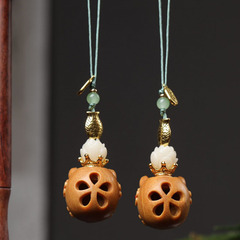 芭比檀木小狐狸鏤空香囊香丸香薰球擴香器壓襟項墜吊墜車鑰匙掛件