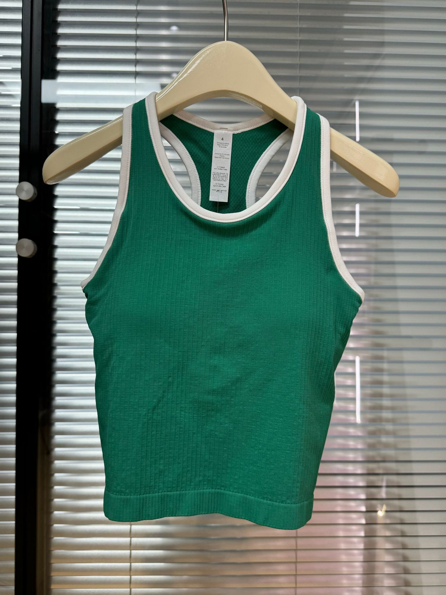 卡斯卡迪亚绿 (1)