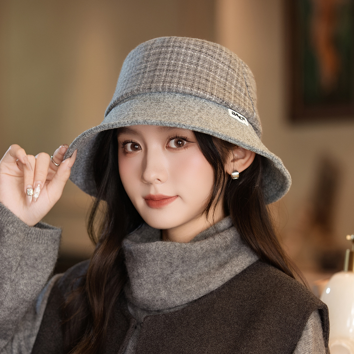 Sombrero de pescador japonés para mujeres otoño y invierno nuevo BACK línea de retorno cara gorra de cuenca de moda gorra de cubo caliente con abrigo image 1