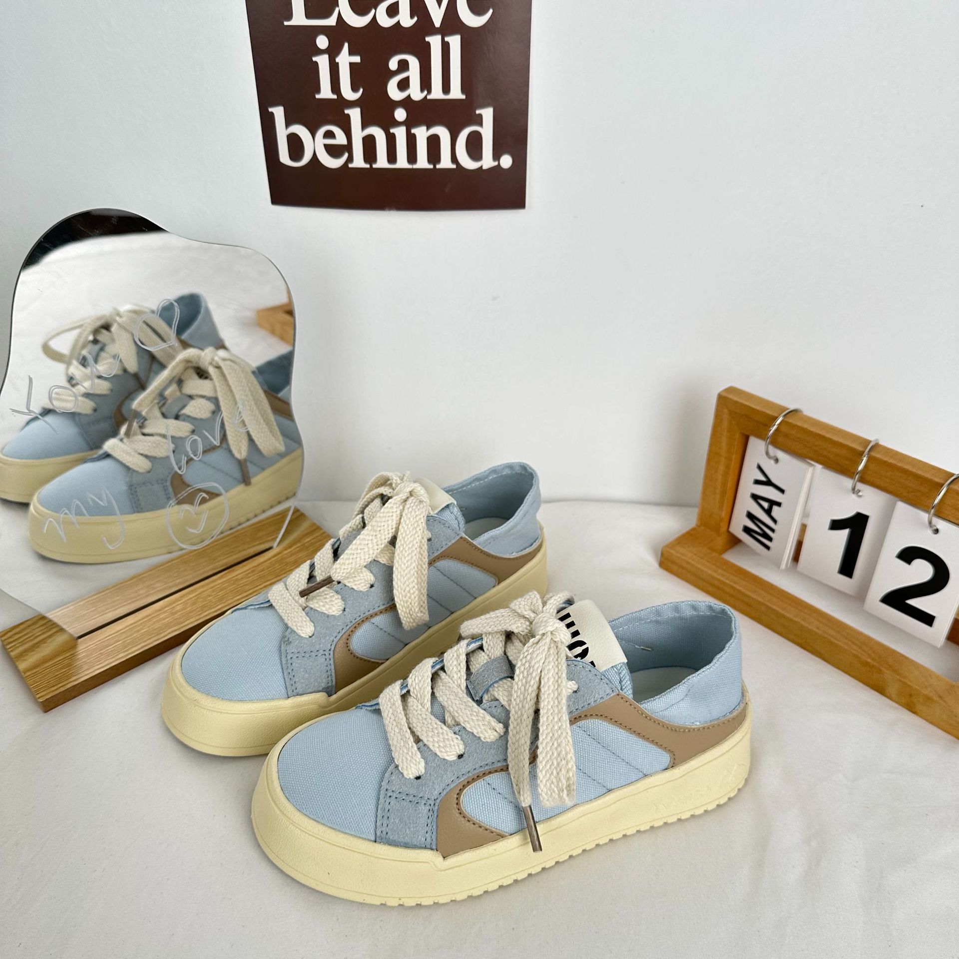 Yuanbo 2024 primavera nuevos estudiantes zapatos de lona de mujer coreana versátil callejera nuevos zapatos de piso plano image 3