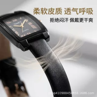 轻奢复古小方表女士皮带石英表时尚百搭透气不闷腕表