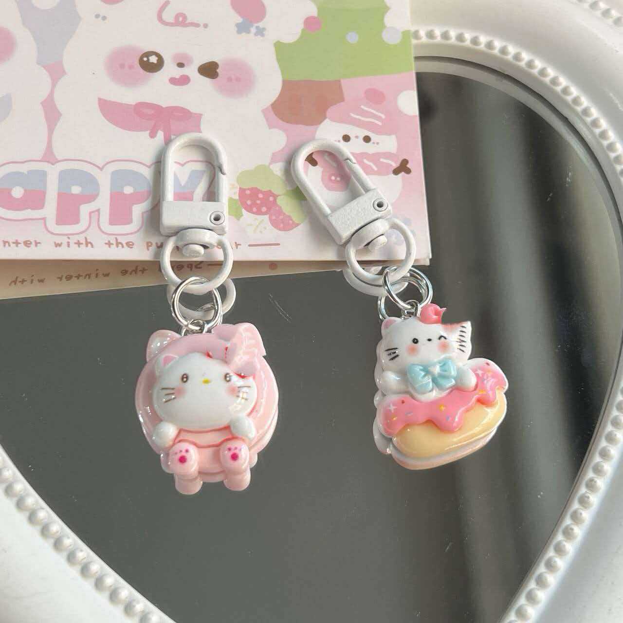 Cute Bread Cat White Keychain Ins Girl Heart Cartoon Pendant Couple Best Friend Gift Key Hanging Ornaments