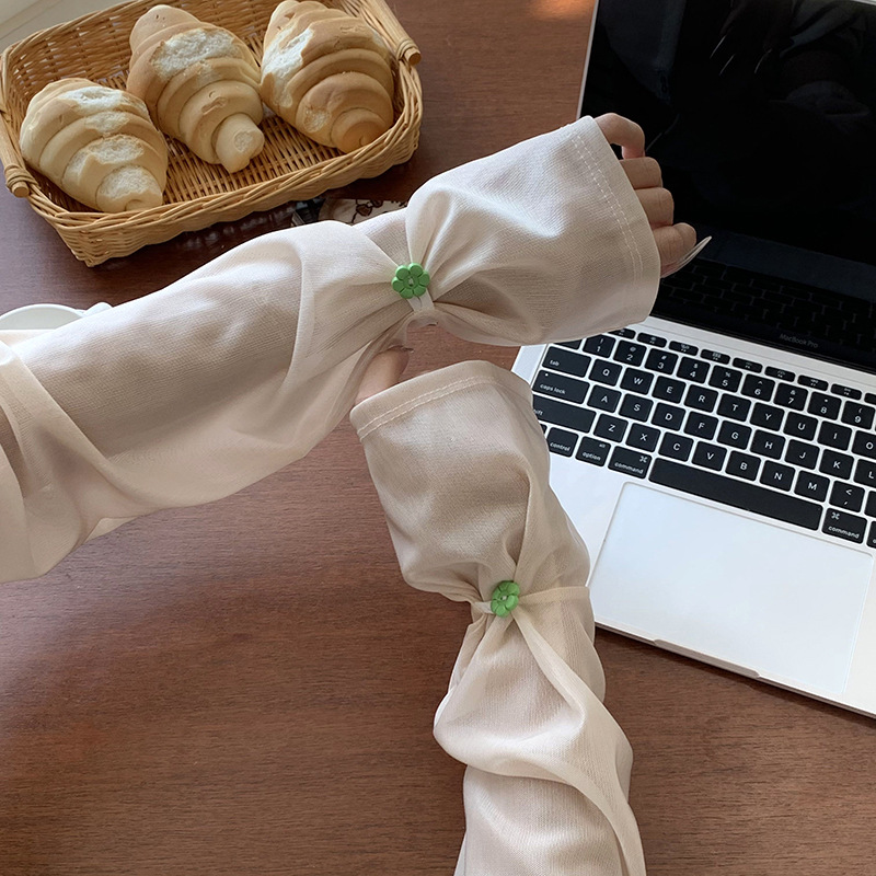 Mangas de hielo, mangas de protección solar, nuevos productos de verano, hebilla de disco de arte retro, mangas de hielo de hilo delicado, protectores de brazos de conducción sueltos y transpirables