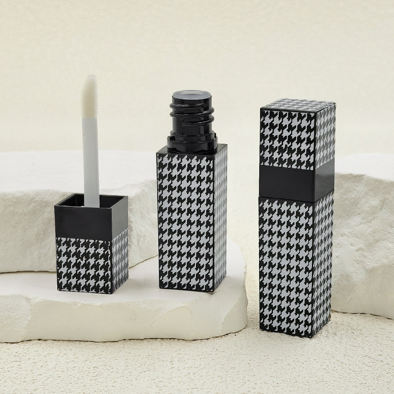 唇釉管透明管彩妆唇彩管包材唇釉管厂家批发定 制