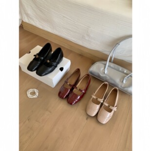 ��ʽС���L��ɫ�������ЬŮ2026�����¿�СƤЬ�����Y�\�چ�Ь