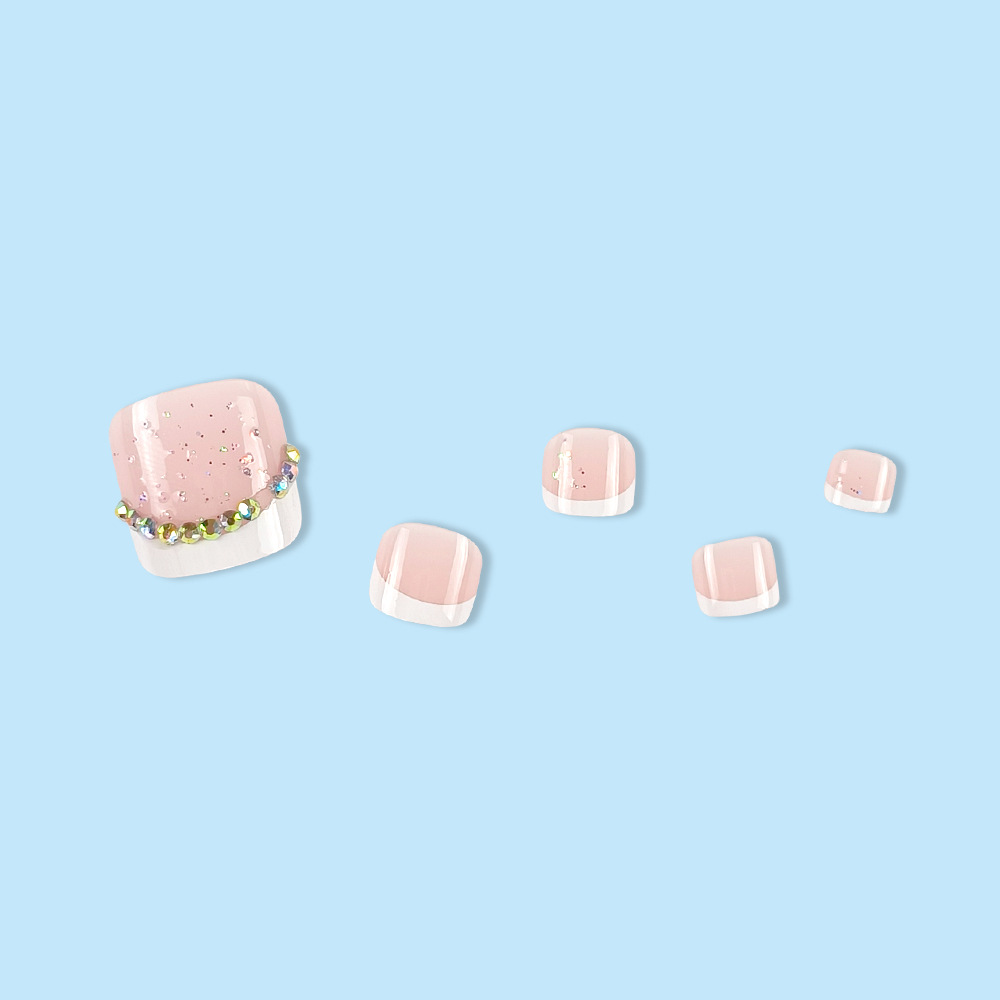 Comercio exterior brillante diamante rosa ornamentado manicure estilo francés delicado viento dulce desgaste de uñas de uñas 24 piezas de parche de uñas